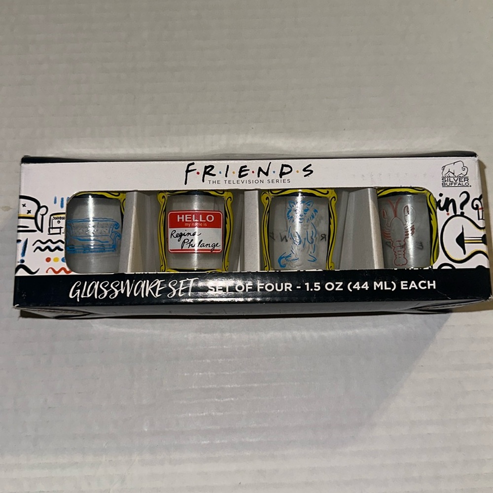 FRIENDS‎ Y2K Set of 4 Mini 1.5oz Glassware Shot Glasses
